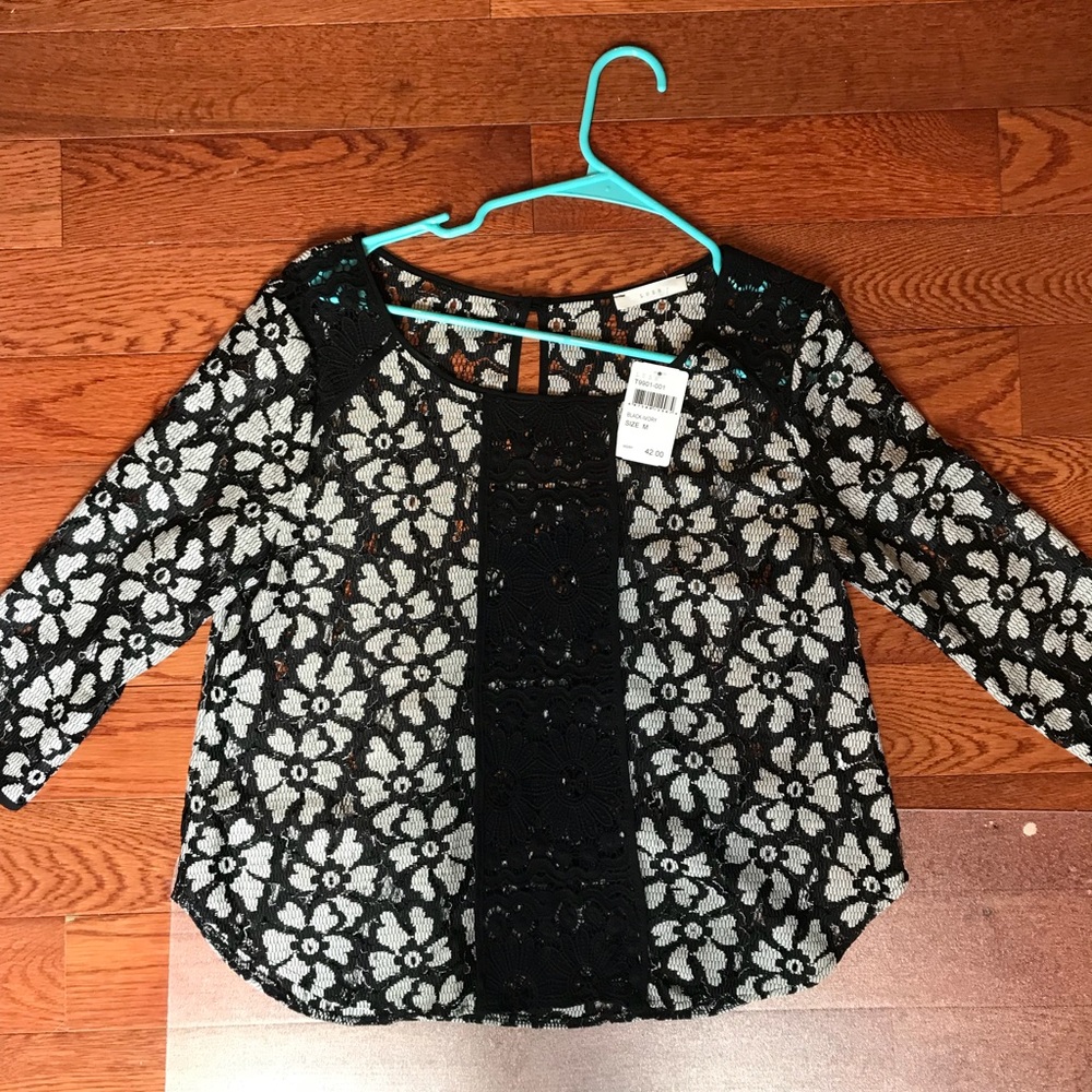 Black & White Lace Lush Blouse